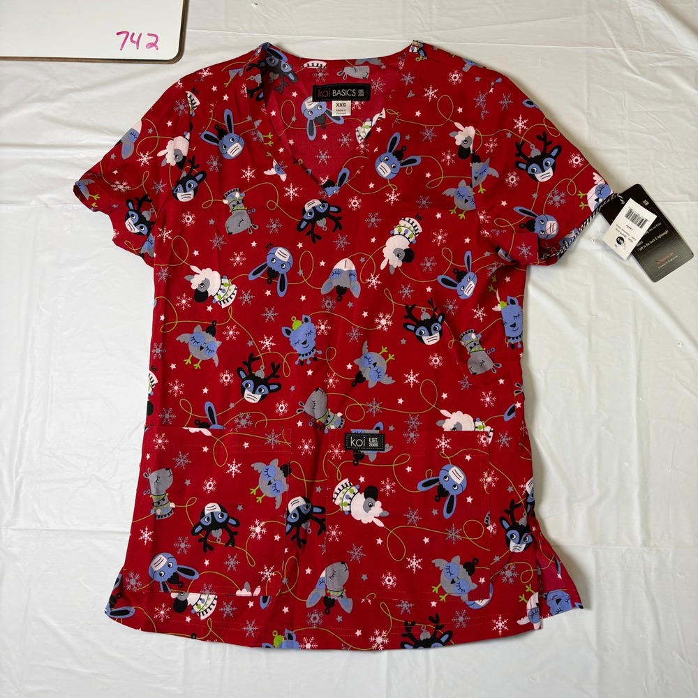 Koi Basics‎ Leslie Christmas Llama Scrub Top Red V-Neck XXS 384PR-CHL New